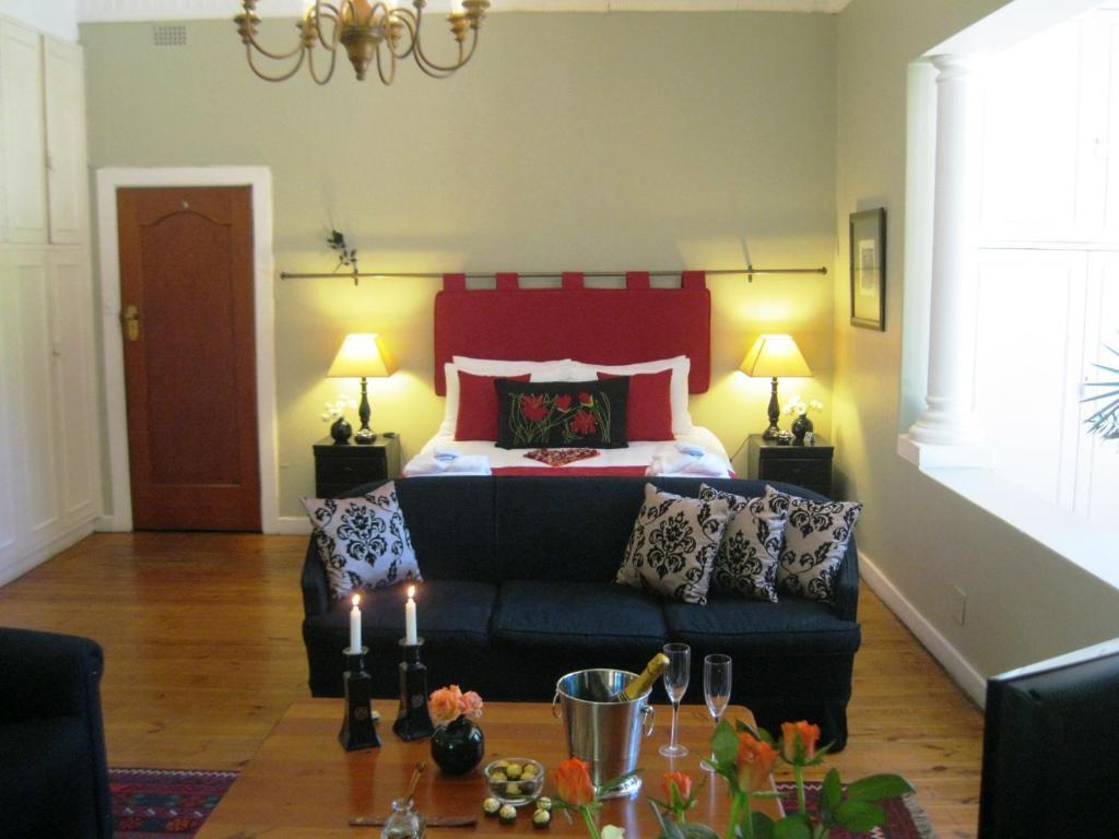 Village Green Guest House Randburg Esterno foto