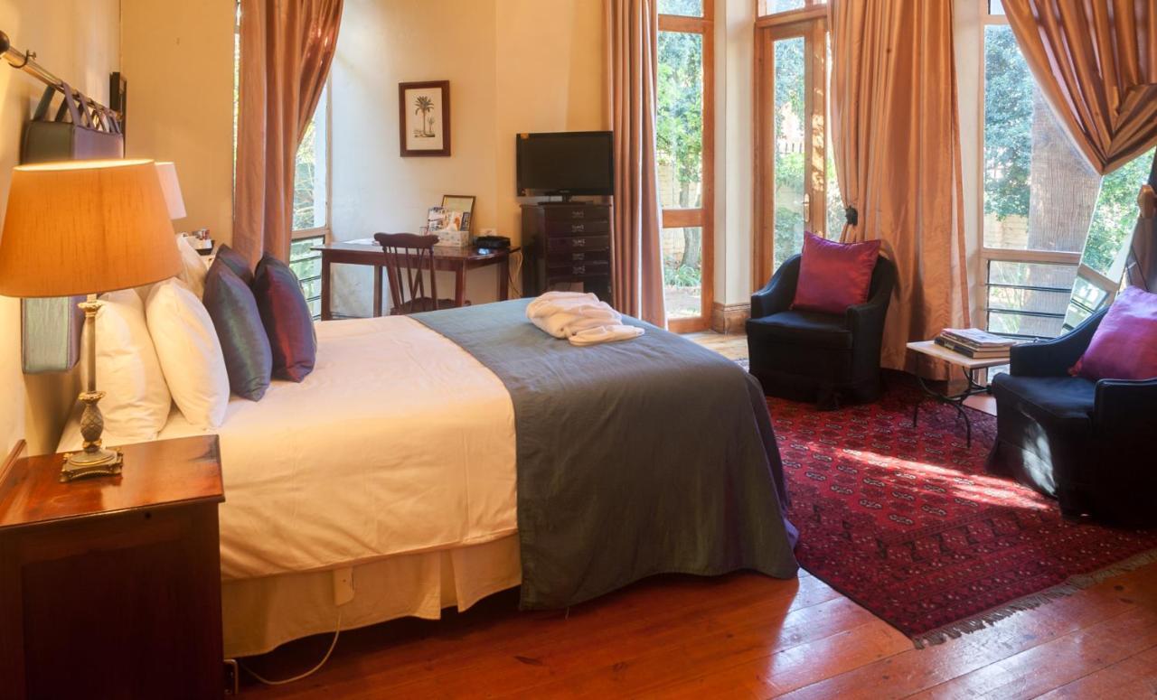 Village Green Guest House Randburg Esterno foto